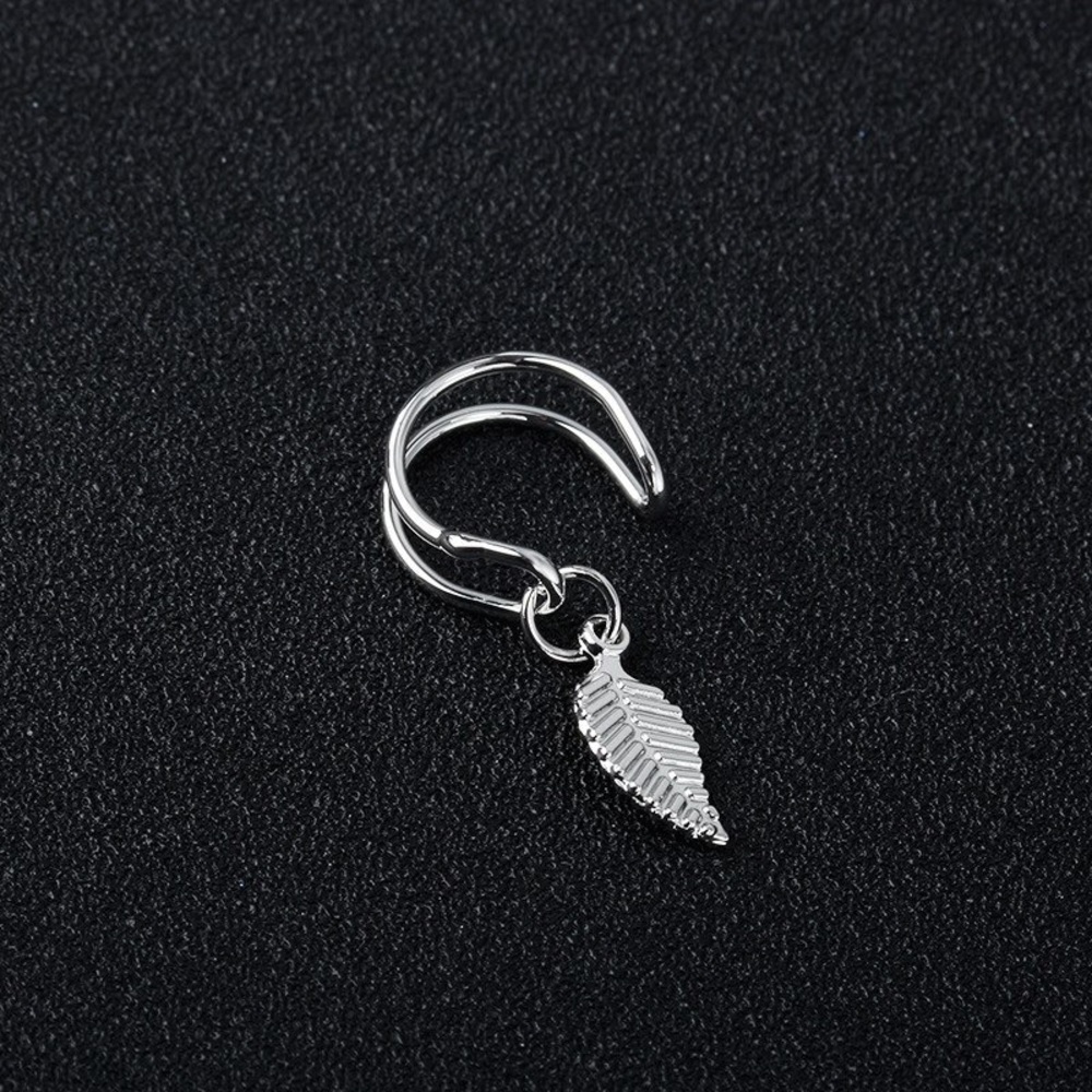 NEW Leaf Ear Cuff Clip Earrings Black‎ Gold Silver - Picture 4 of 5